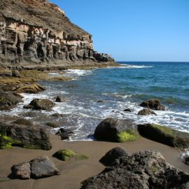 Tiritaña