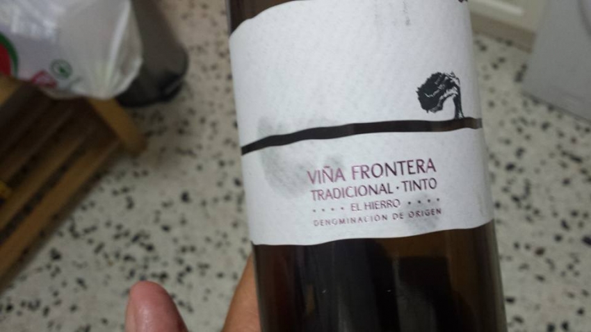 El Hierro's Vi&ntilde;a Frontera tinto